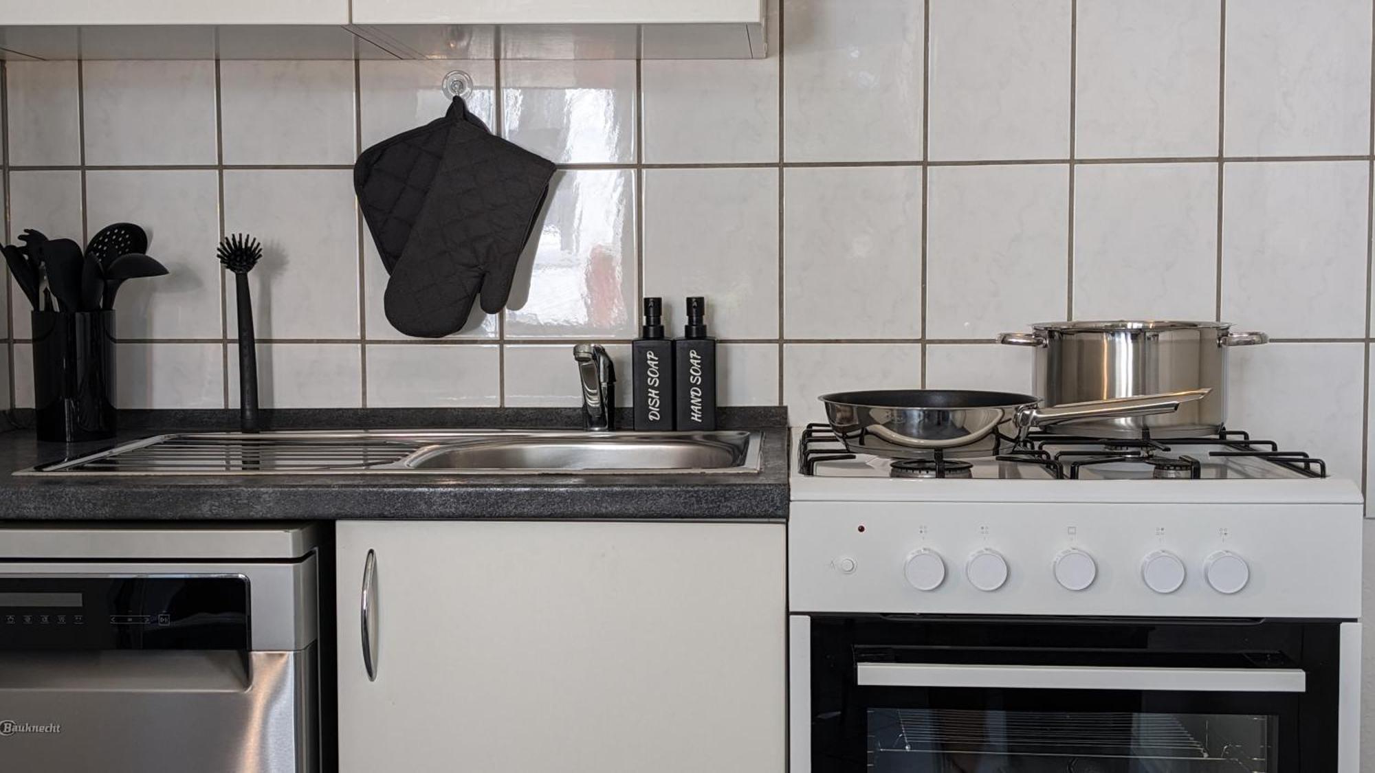 Tt Living Apartments Bonitas & Divinitas I 2 Schlafzimmer I Kueche I Vollbad I Waschmaschine Rellingen Extérieur photo