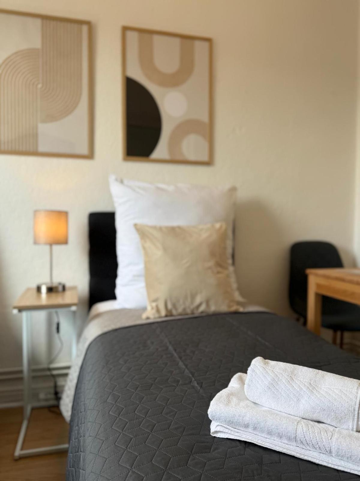 Tt Living Apartments Bonitas & Divinitas I 2 Schlafzimmer I Kueche I Vollbad I Waschmaschine Rellingen Extérieur photo